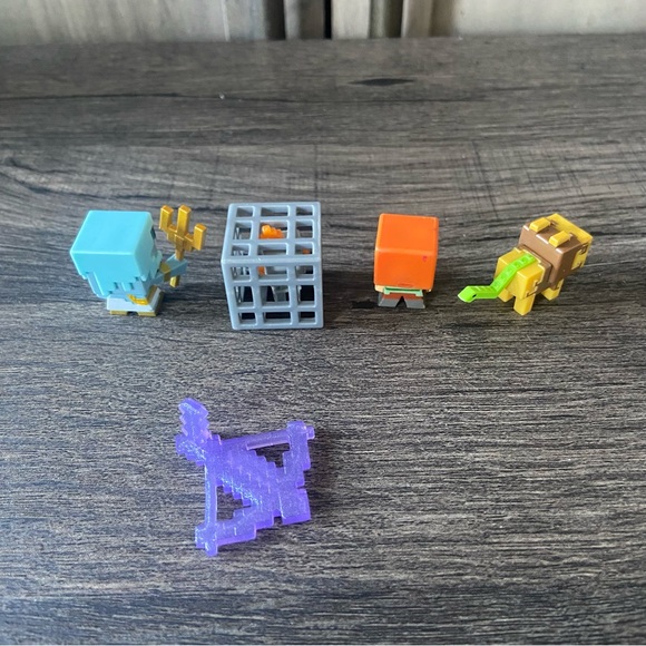 Minecraft Figures Set - Picture 3 of 4